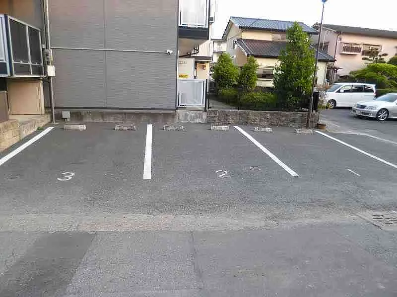 写真と現状が異なる場合は現状を優先します。