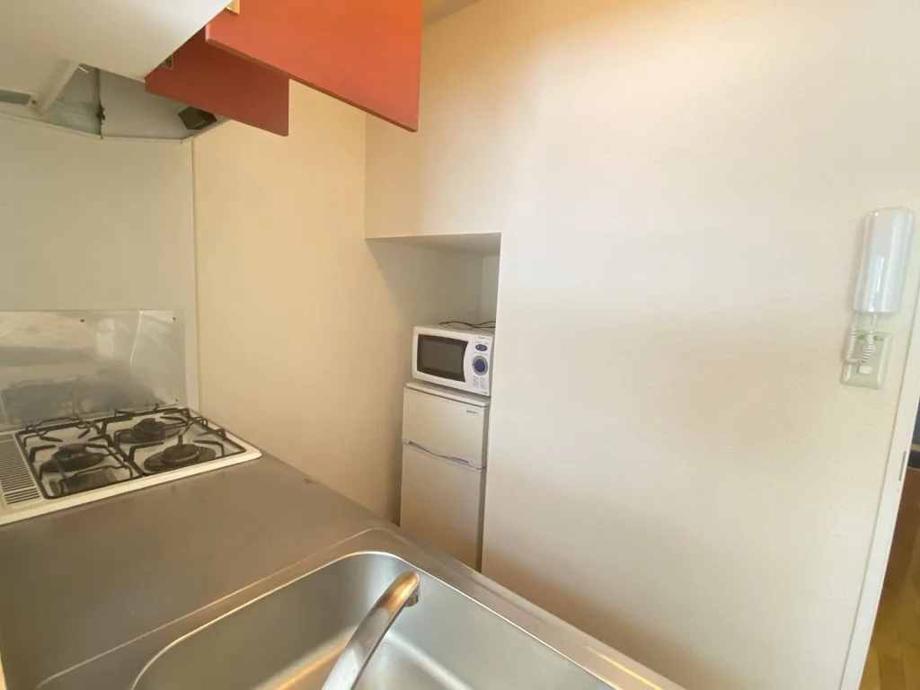 冷蔵庫、電子レンジ