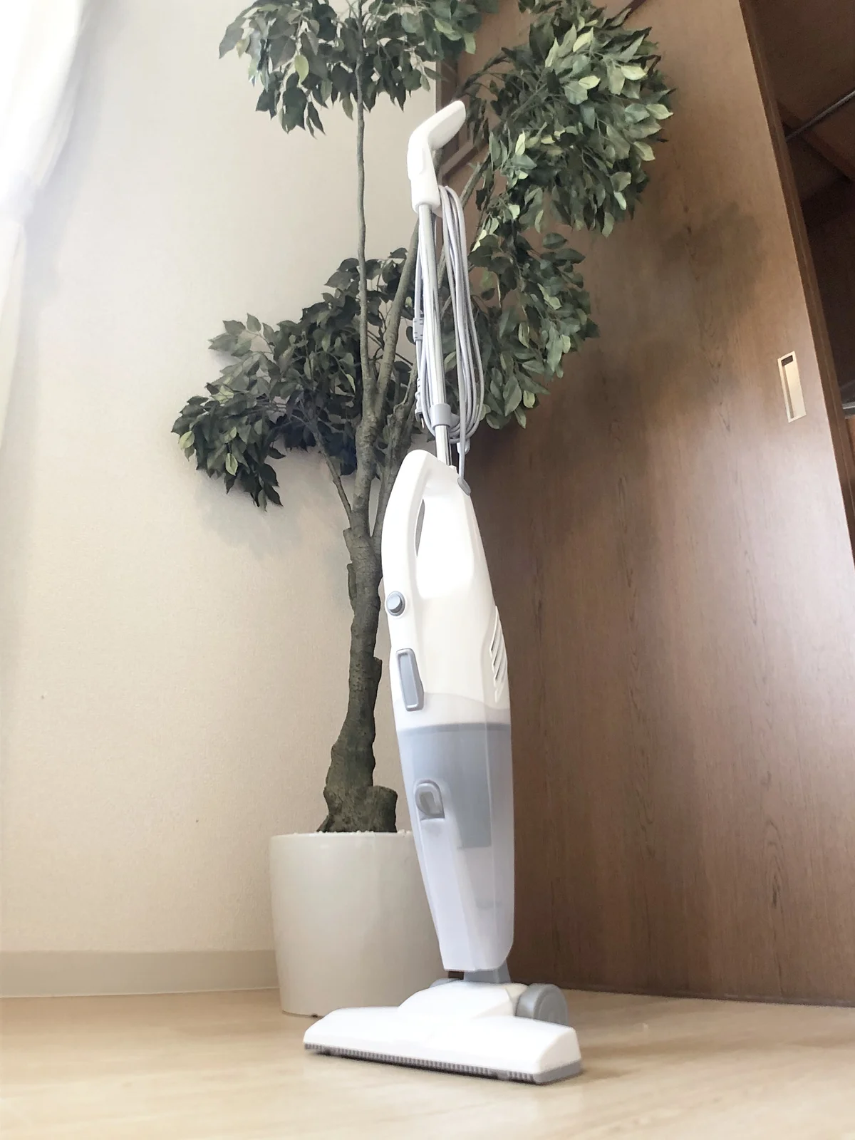 小回りの利く掃除機でいつでもお掃除できます◎