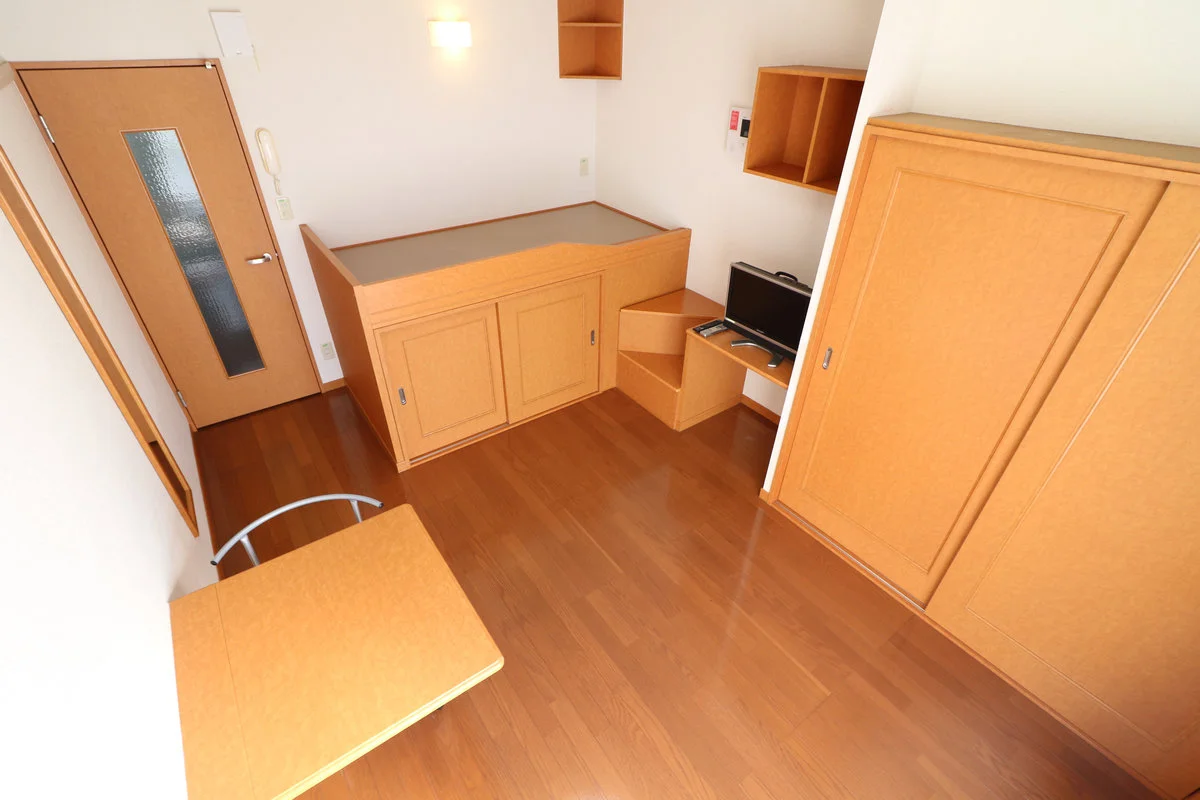 １Ｆはフローリング仕様・２Ｆは絨毯仕様になります。