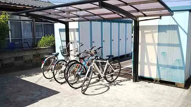 屋根付駐輪場