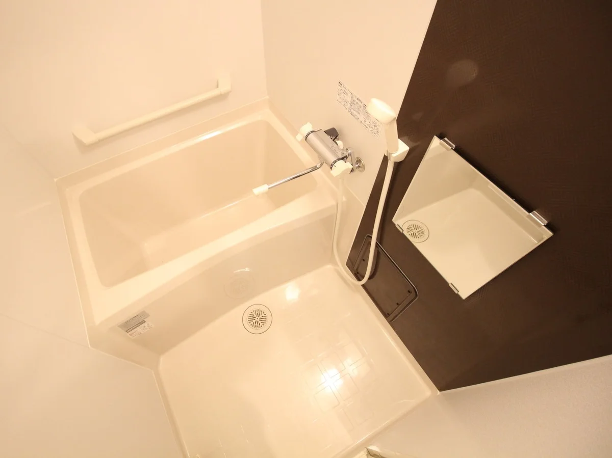 設備・仕様は号室により異なる為、現況を優先致します。