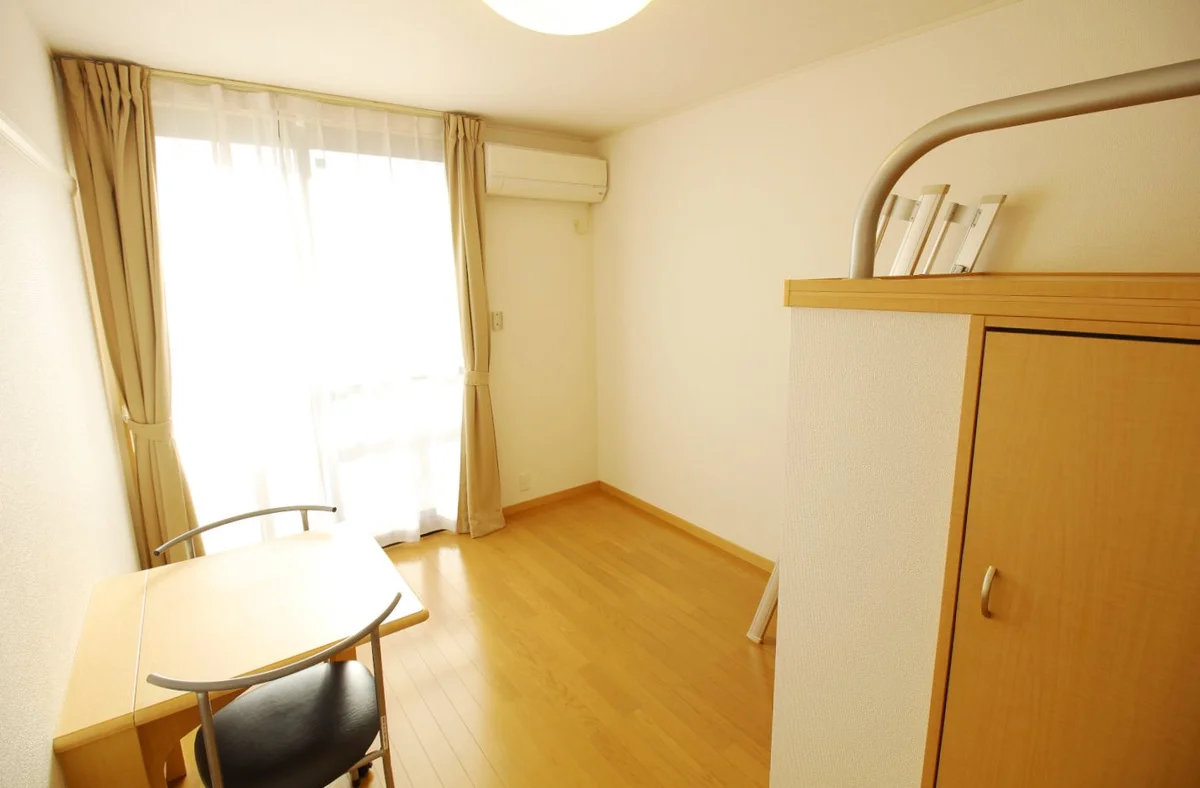 開放感溢れる大きな窓を使用しています♪