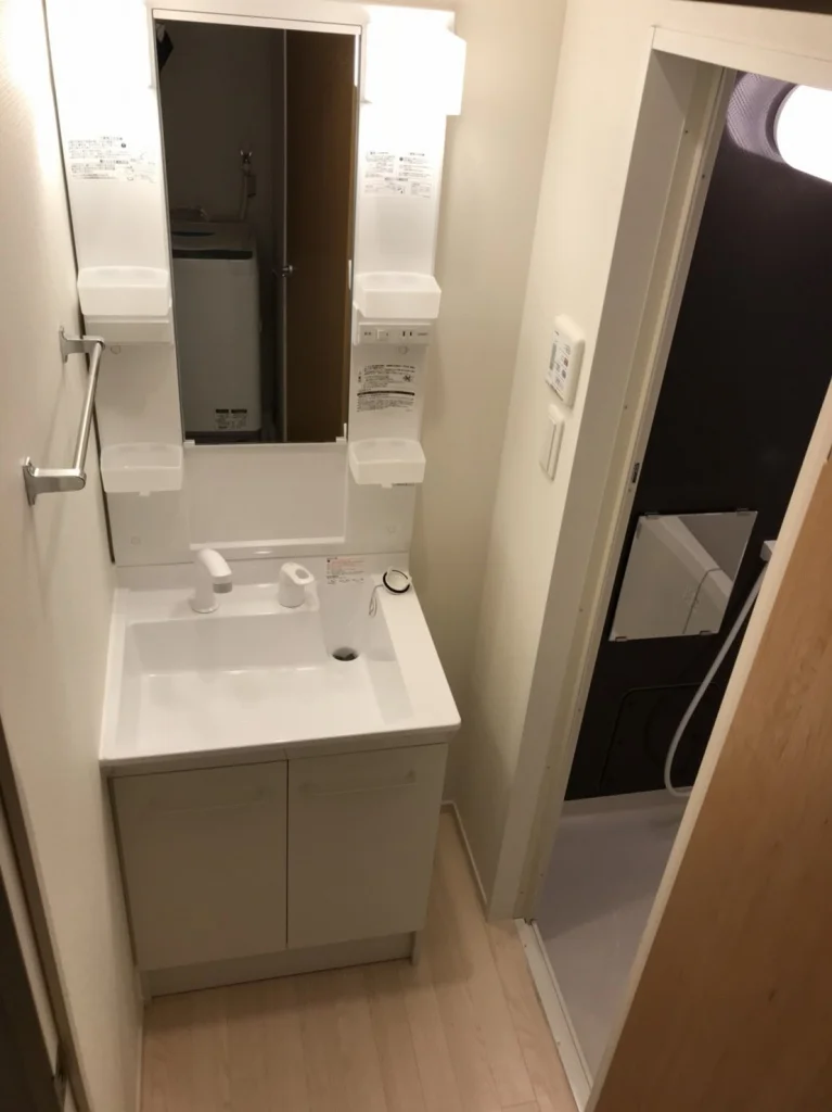 独立洗面台で朝の支度も楽々