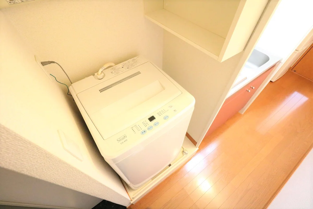 室内洗濯機完備によりお手軽に引越しが可能！