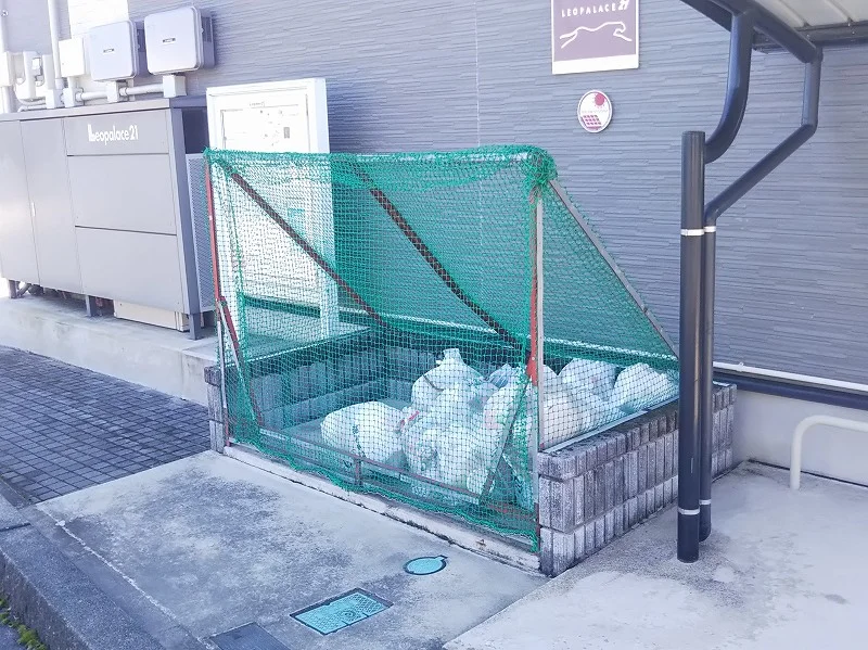 ごみ置場