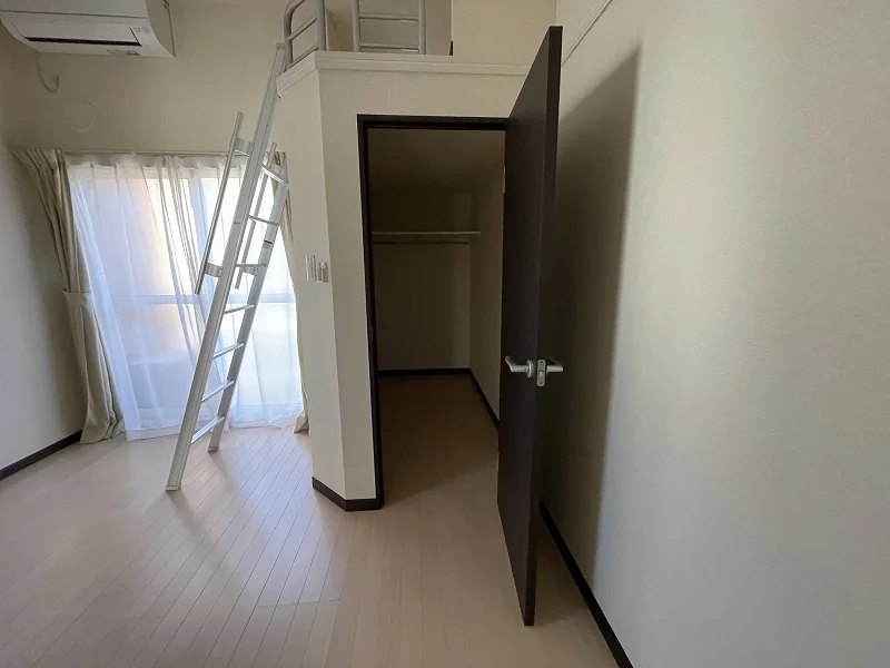 ウォークインクローゼット