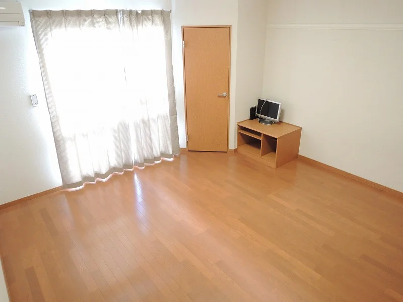 １階フローリングリビング