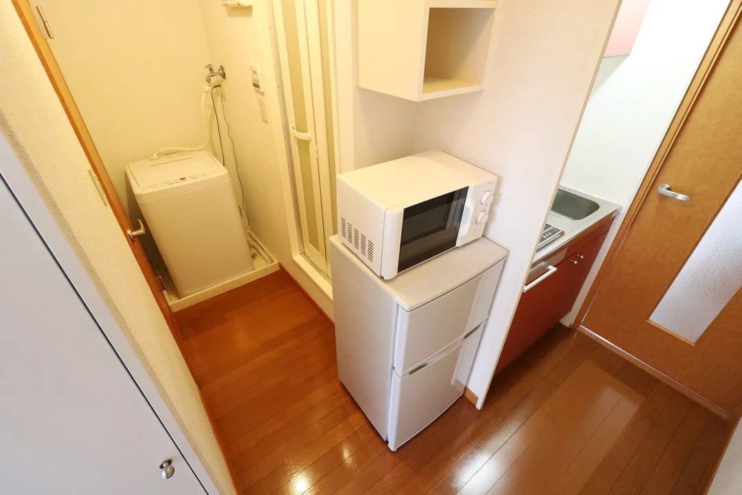 大型家具家電付きにより初めての一人暮らしの方も安心