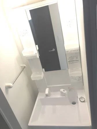 独立洗面台