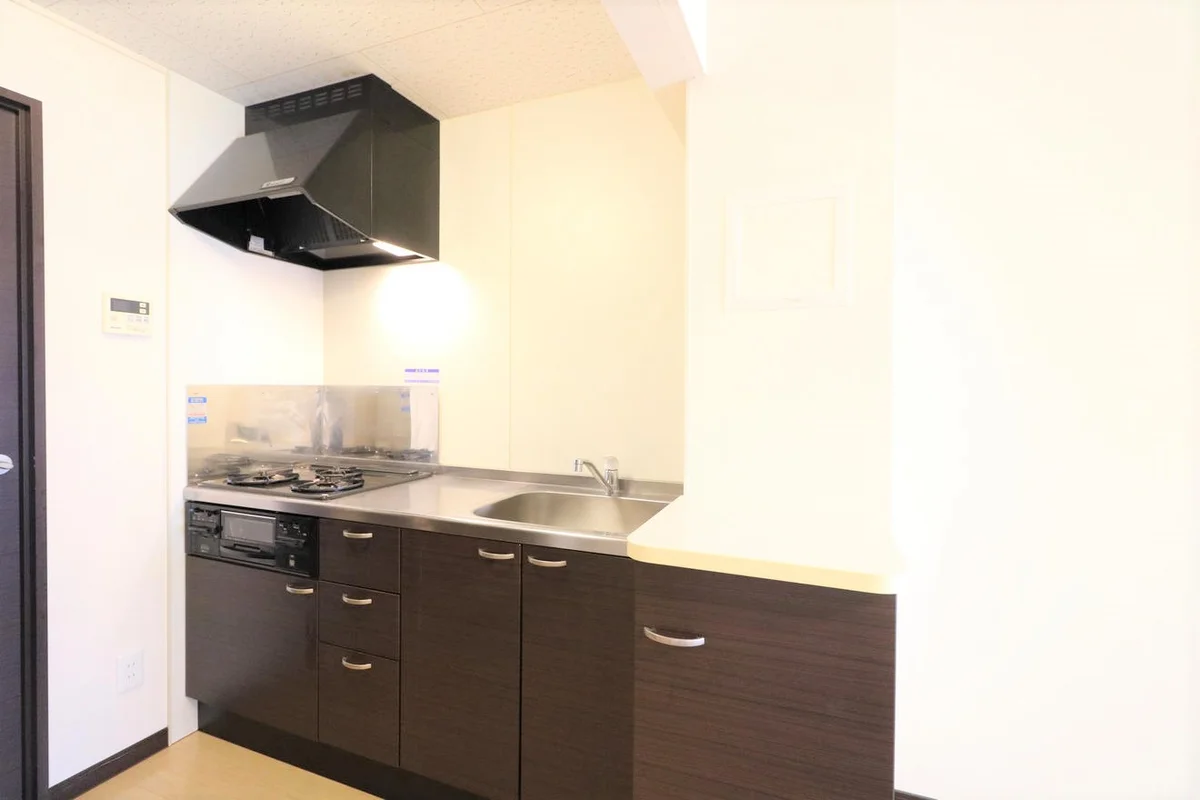 システムキッチンを完備！本格的に自炊がされたい方へ