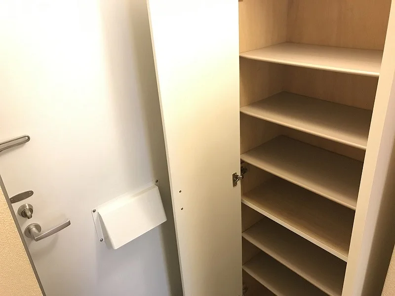 シューズボックス