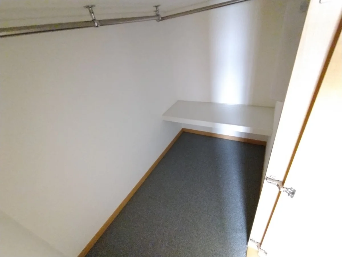 収納内照明付き