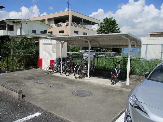 駐輪場