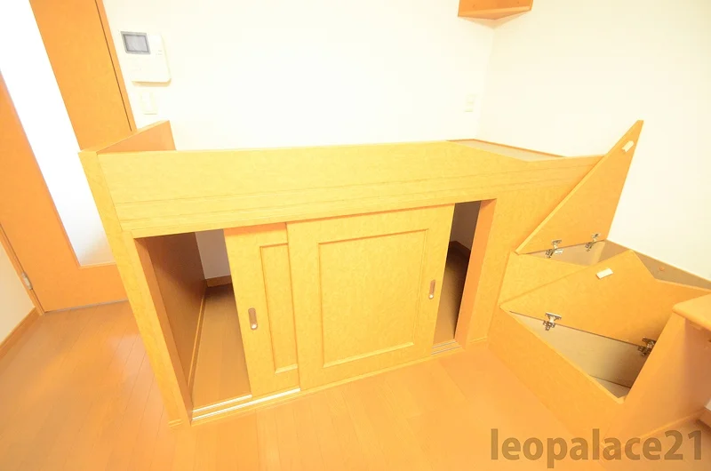 ※写真と現状が異なる場合は現状を優先　2Ｆカーペット