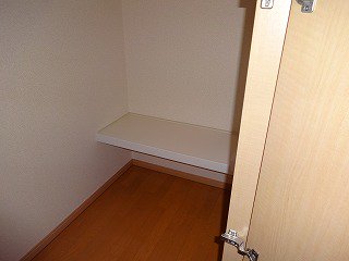 ハイベッド下収納
