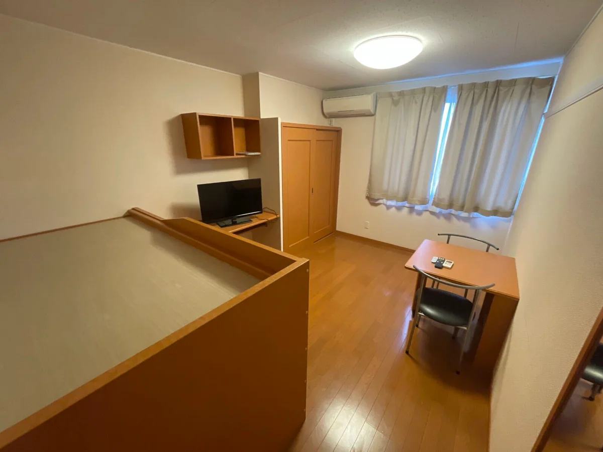 1階はフローリング、2階はじゅうたんです。