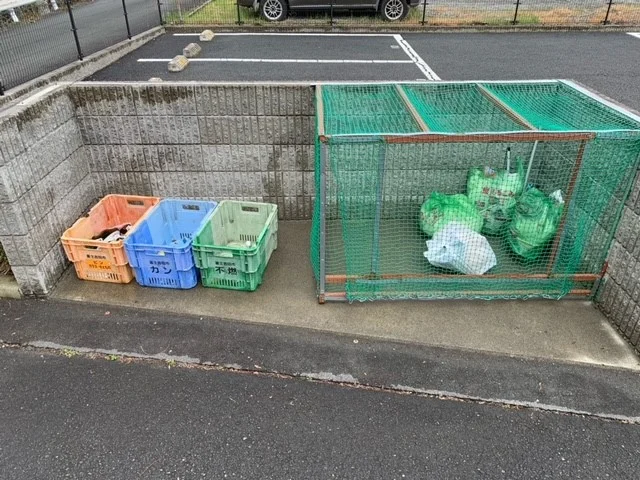ごみ置場