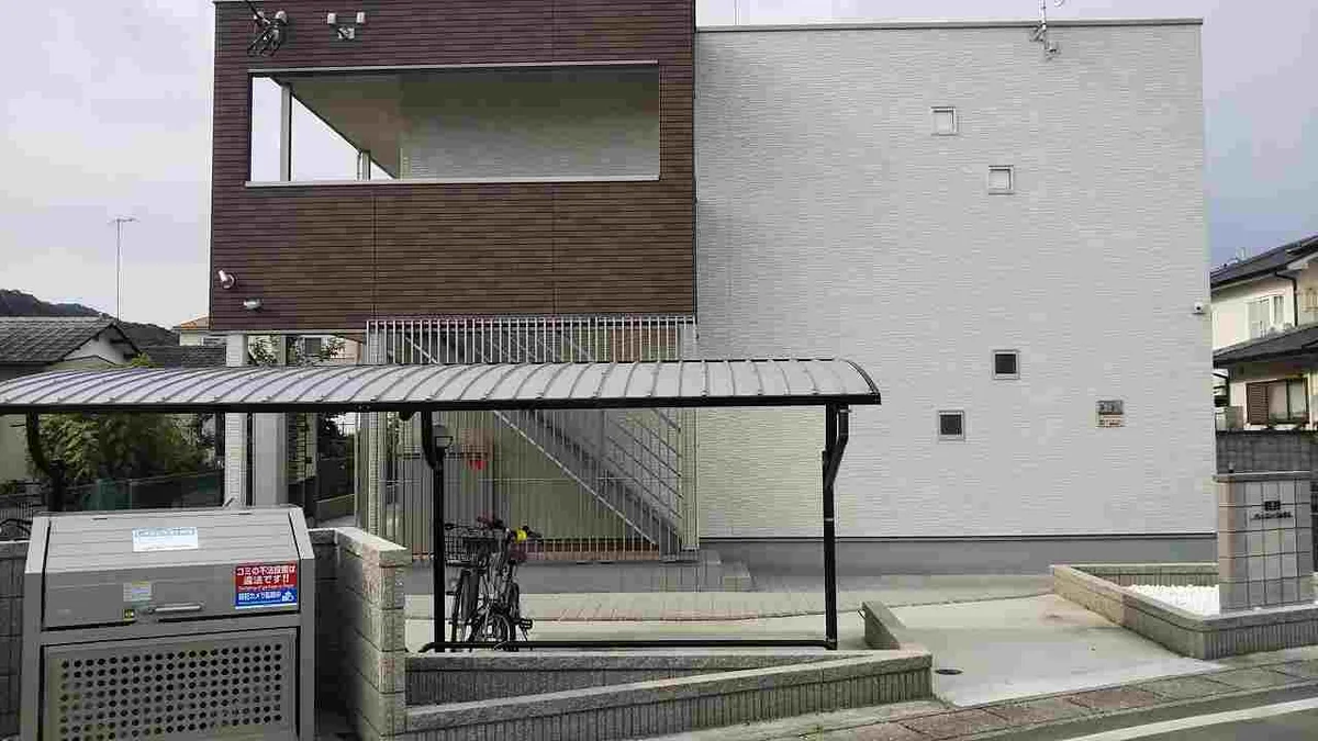 屋根付き駐輪場