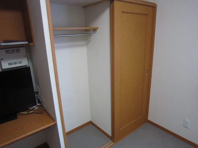 クローゼット（ポール付き）