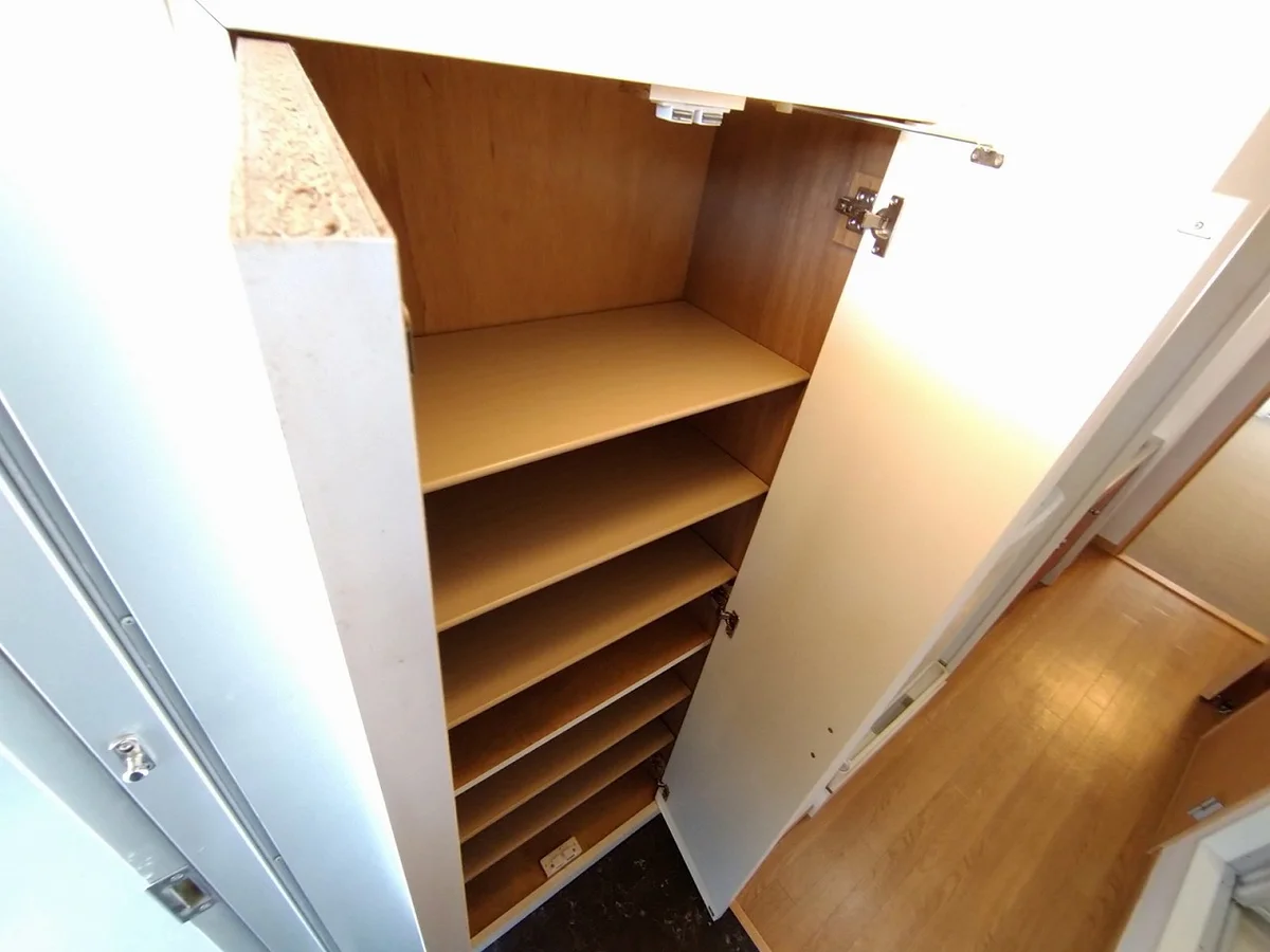 シューズボックス