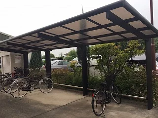 屋根付き駐輪場