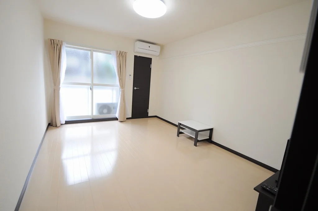 同タイプ部屋の写真となり設備等は現況と異なる場合があります。