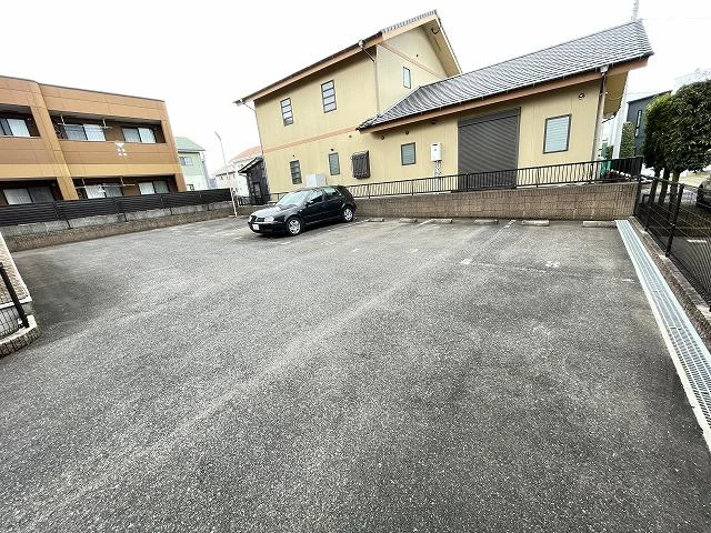 設備・仕様は号室により異なる為、現況を優先致します。