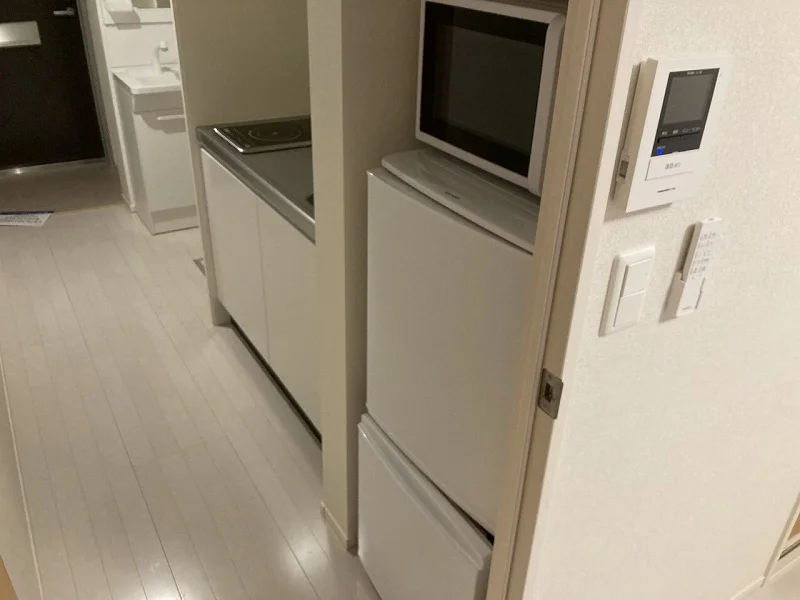 冷蔵庫、電子レンジ