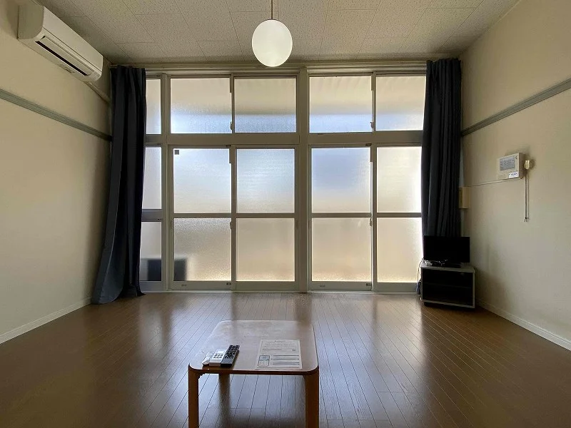 ※同タイプ部屋の写真となります