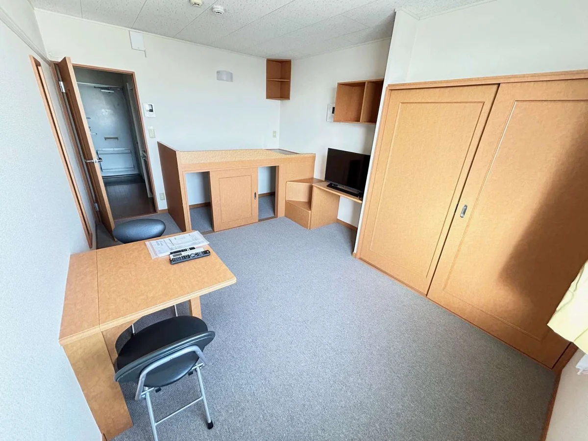 実際のお部屋と異なる場合がございます。