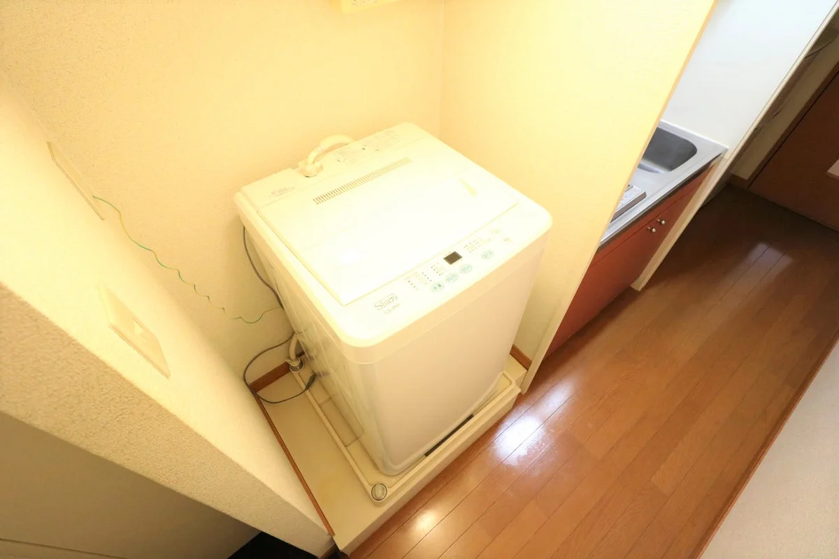 室内洗濯機完備によりお手軽に引越しが可能！