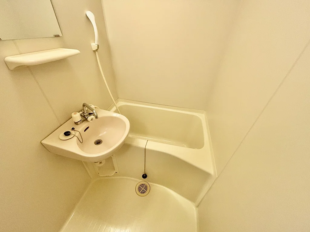 設備・仕様は号室により異なる為、現況を優先いたします。