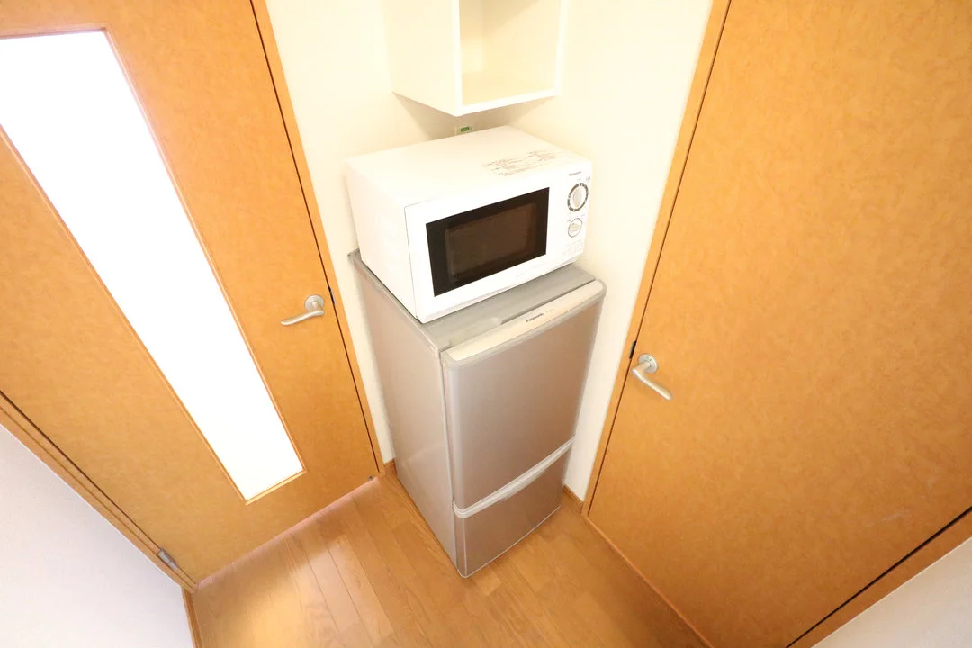 大型家具家電付きにより初めての一人暮らしの方も安心！