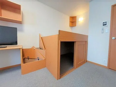 ベッド下収納