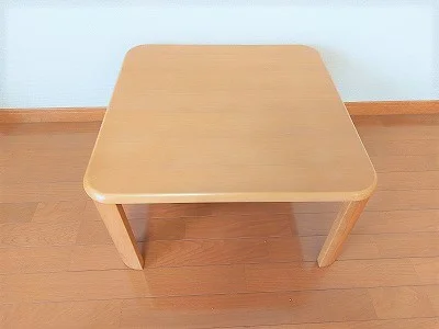 テーブル設置済