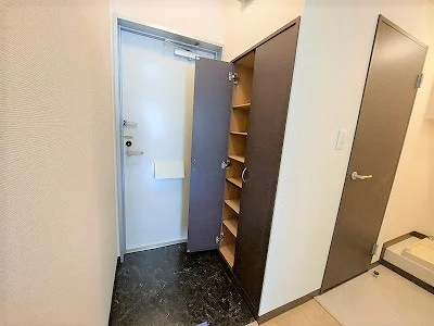 シューズボックス