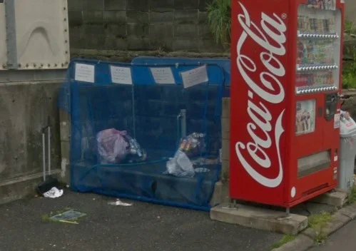 共用部分は定期的に清掃を行なっています。