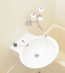 備品や設備仕様は号室等により異なります現地をご確認下さい。