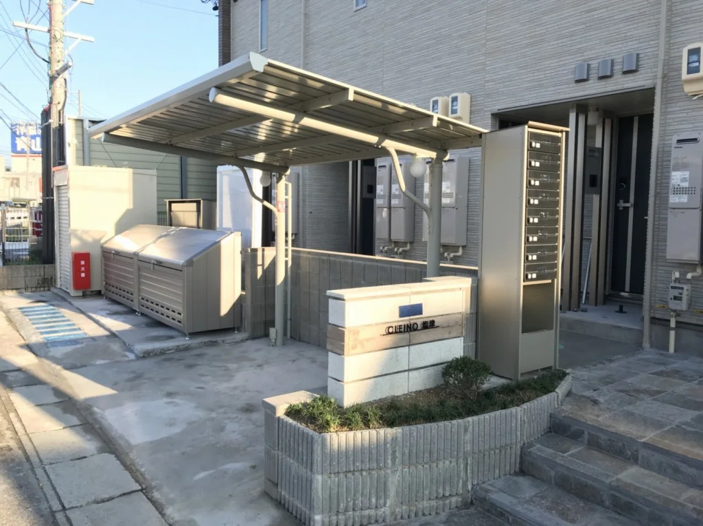 屋根付駐輪場