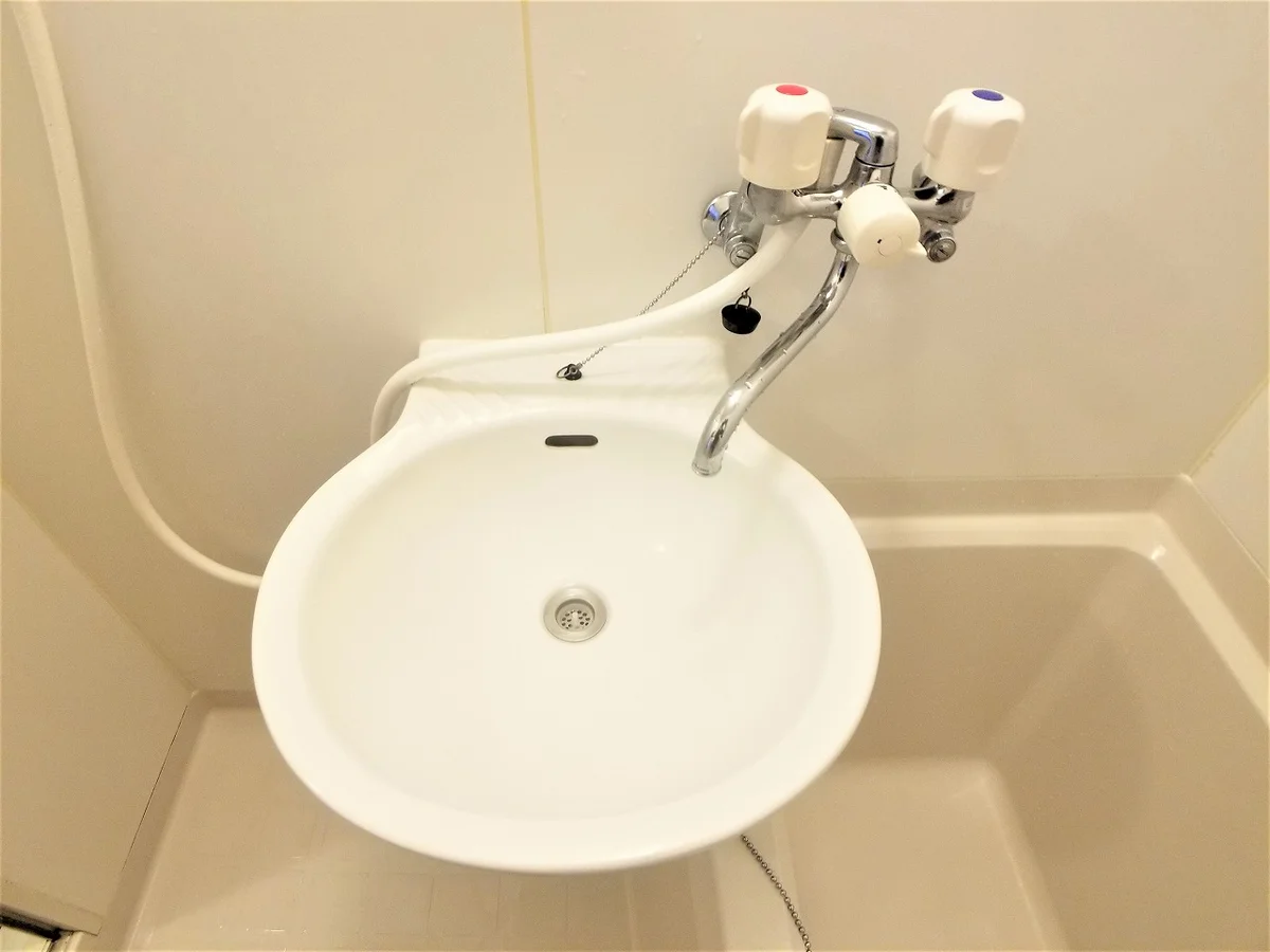 設備・使用は号室により異なる為、現況を優先致します。