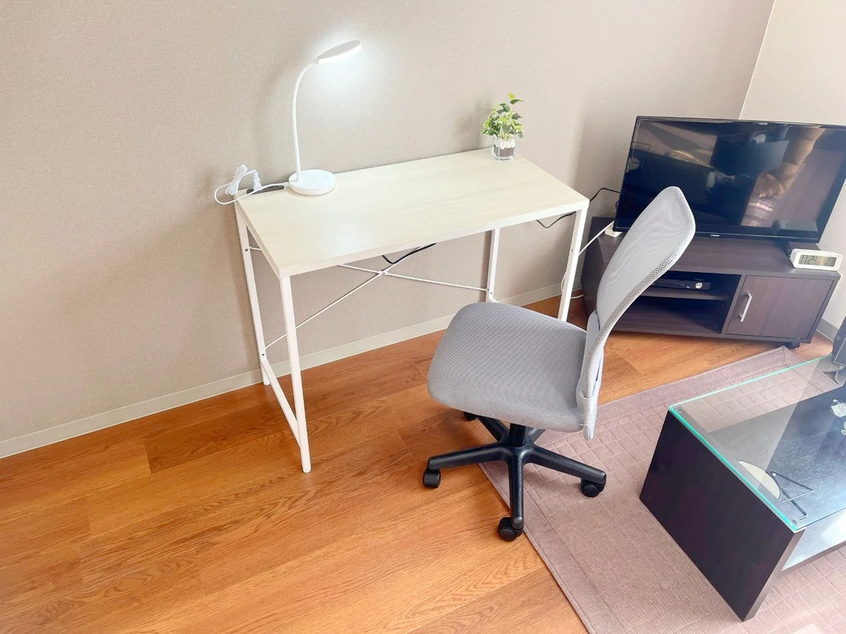 デスク＆チェアをご用意しています☆
