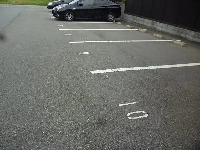 敷地内