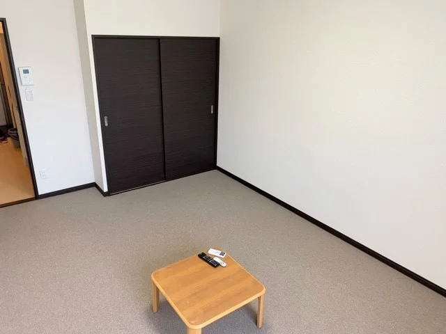 現況優先