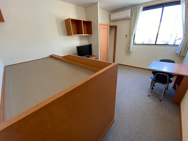 お部屋によって絨毯の種類・家電のメーカー等が異なります