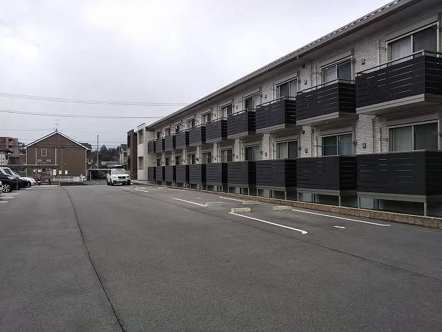 写真と現状が異なる場合は現状を優先します。