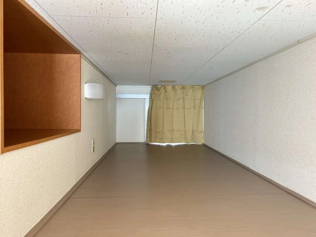 実際のお部屋と異なる場合がございます。