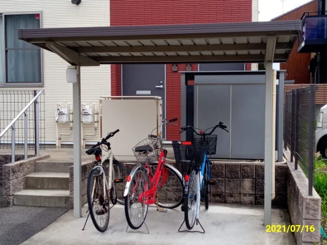 屋根付き駐輪場