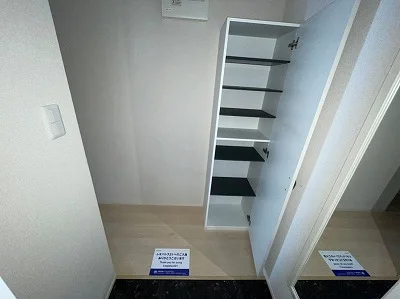 シューズボックス