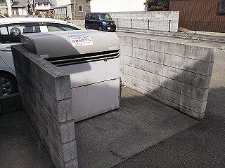 ダストボックス